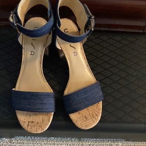 UNISA Comfy denim chunky heel.